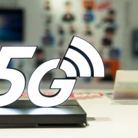 5G phones dominate China’s smartphone shipments in November